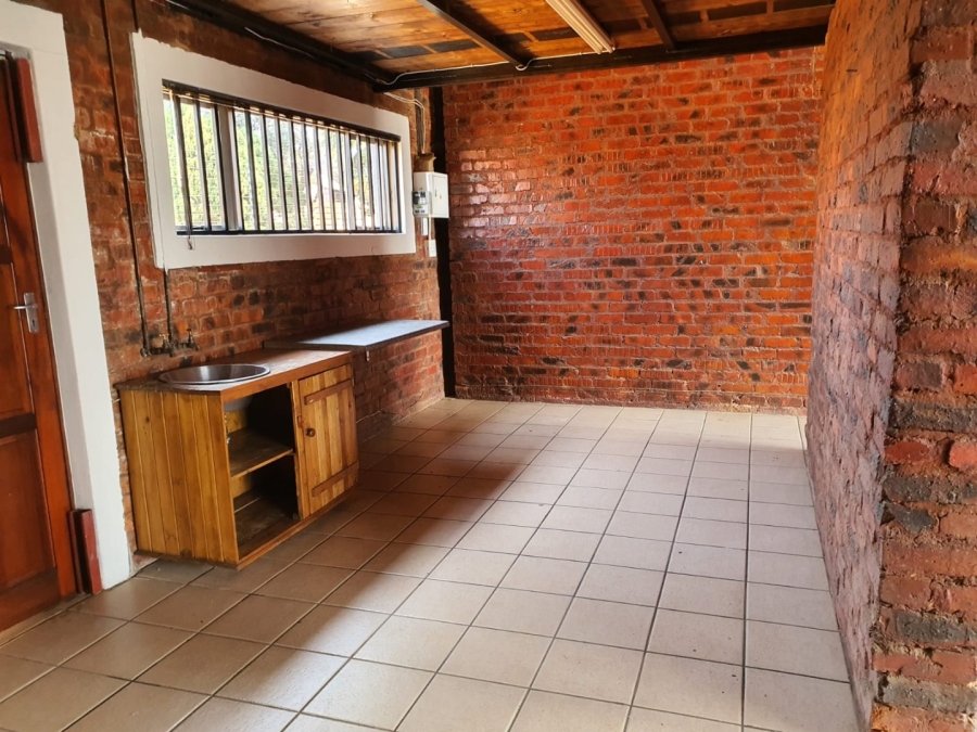 Commercial Property for Sale in Melodie North West